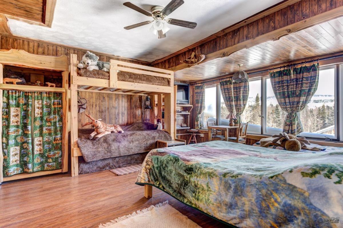 Le Gite Ambrelane Bed & Breakfast Thetford Mines